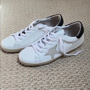 Golden Goose Sneakers